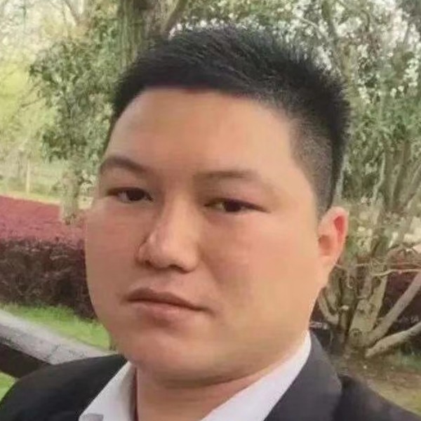 麦片踢开朗的照片