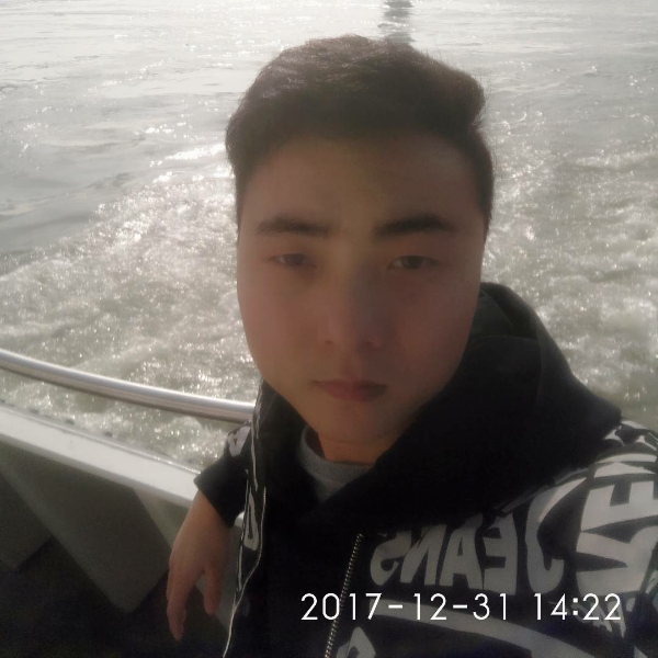 笑点低用钢笔的照片