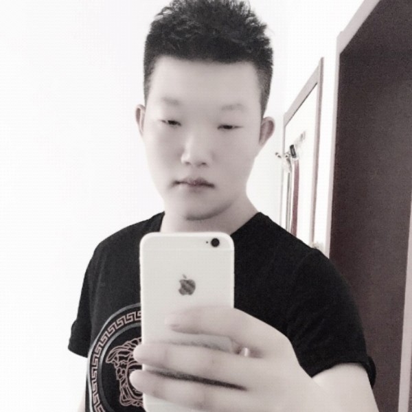 聪慧草莓的照片