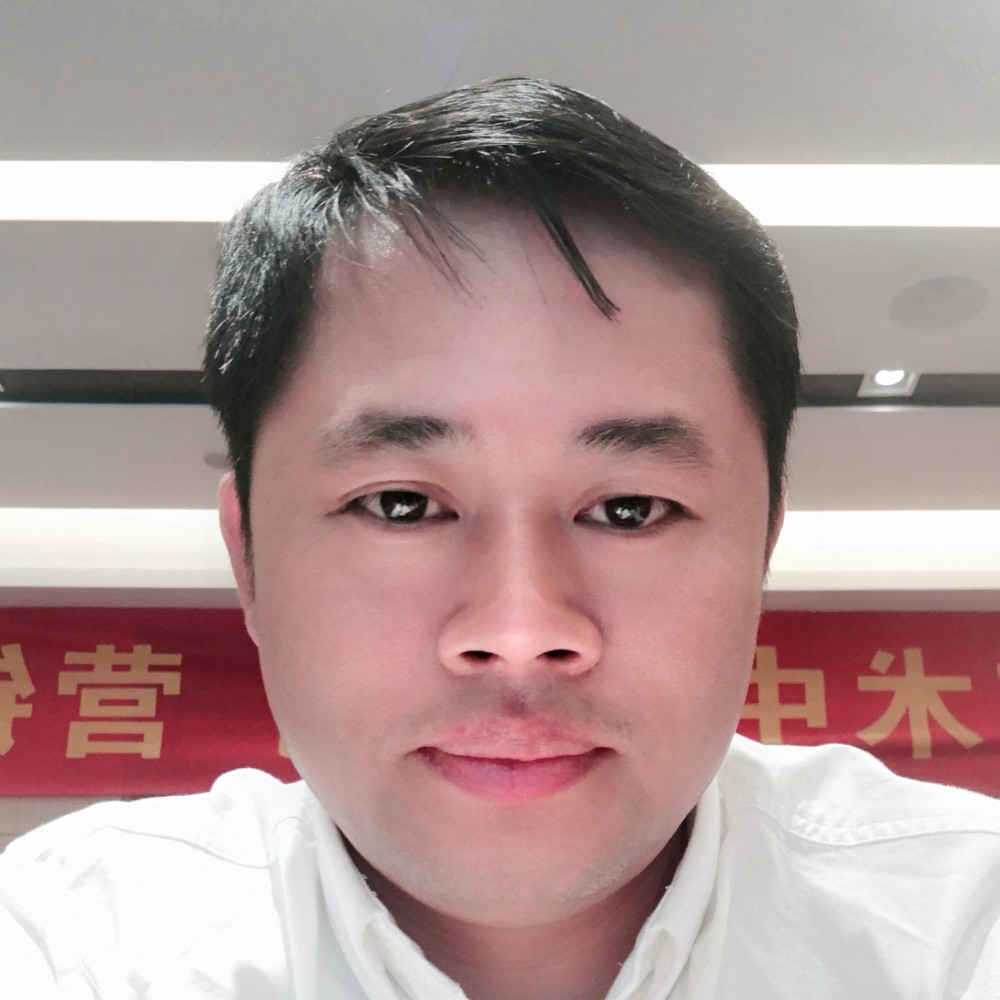 帆布鞋细心的照片