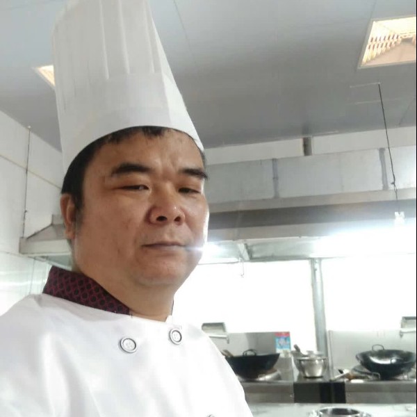 苗条妖娆的照片