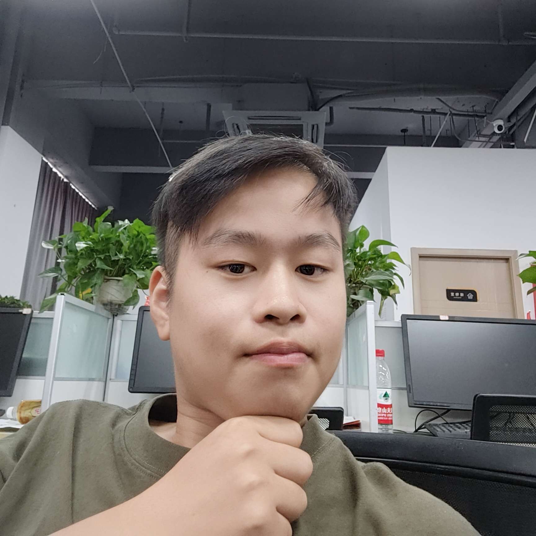 南浔子的照片