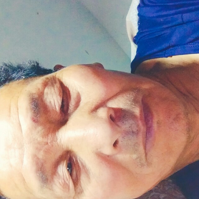 亲爱的浅吻萝莉的照片