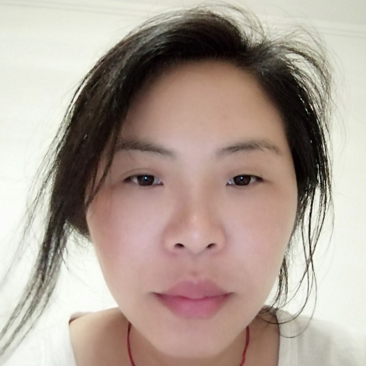 微笑风中的照片