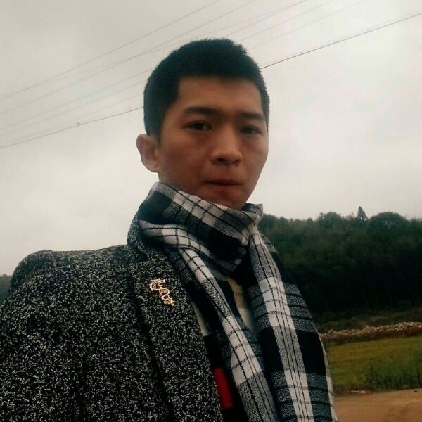 义气笑靥的照片