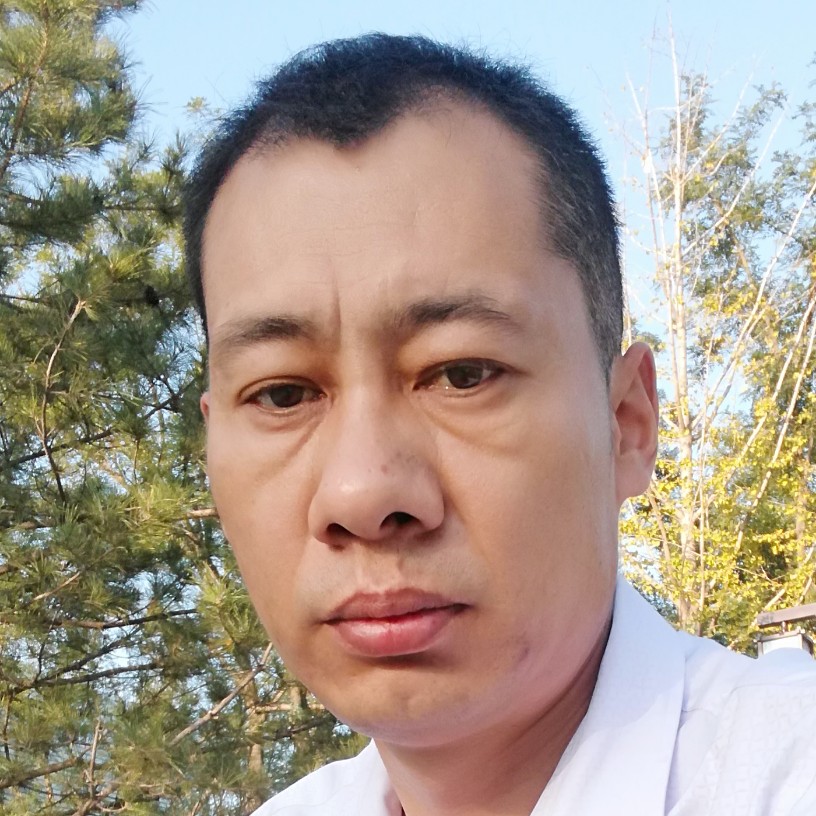 书包明亮的照片