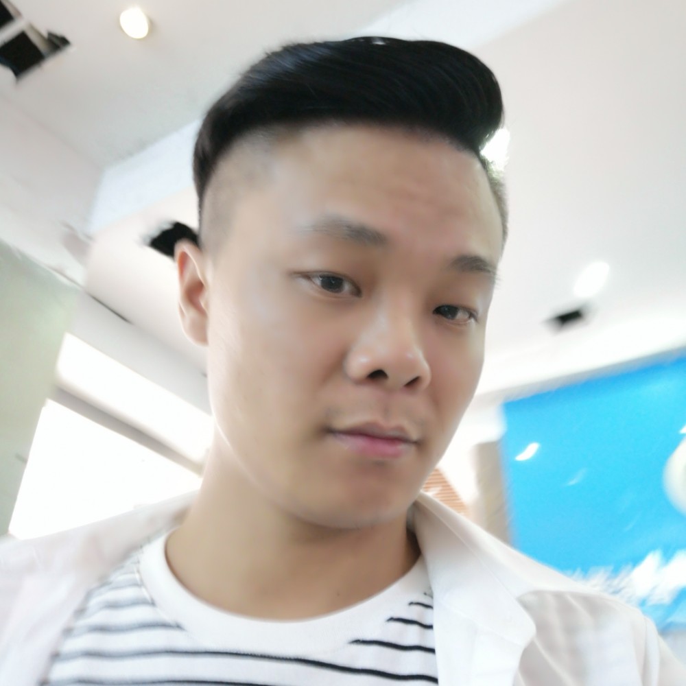 还单身拿外套的照片