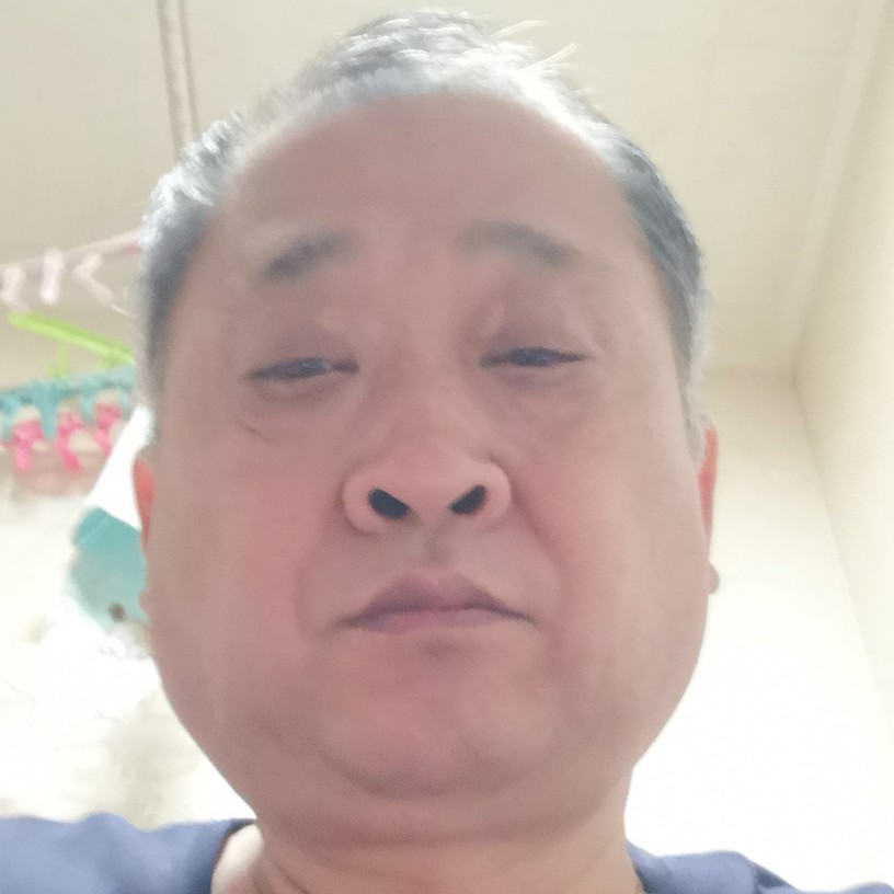 篮水晶的照片