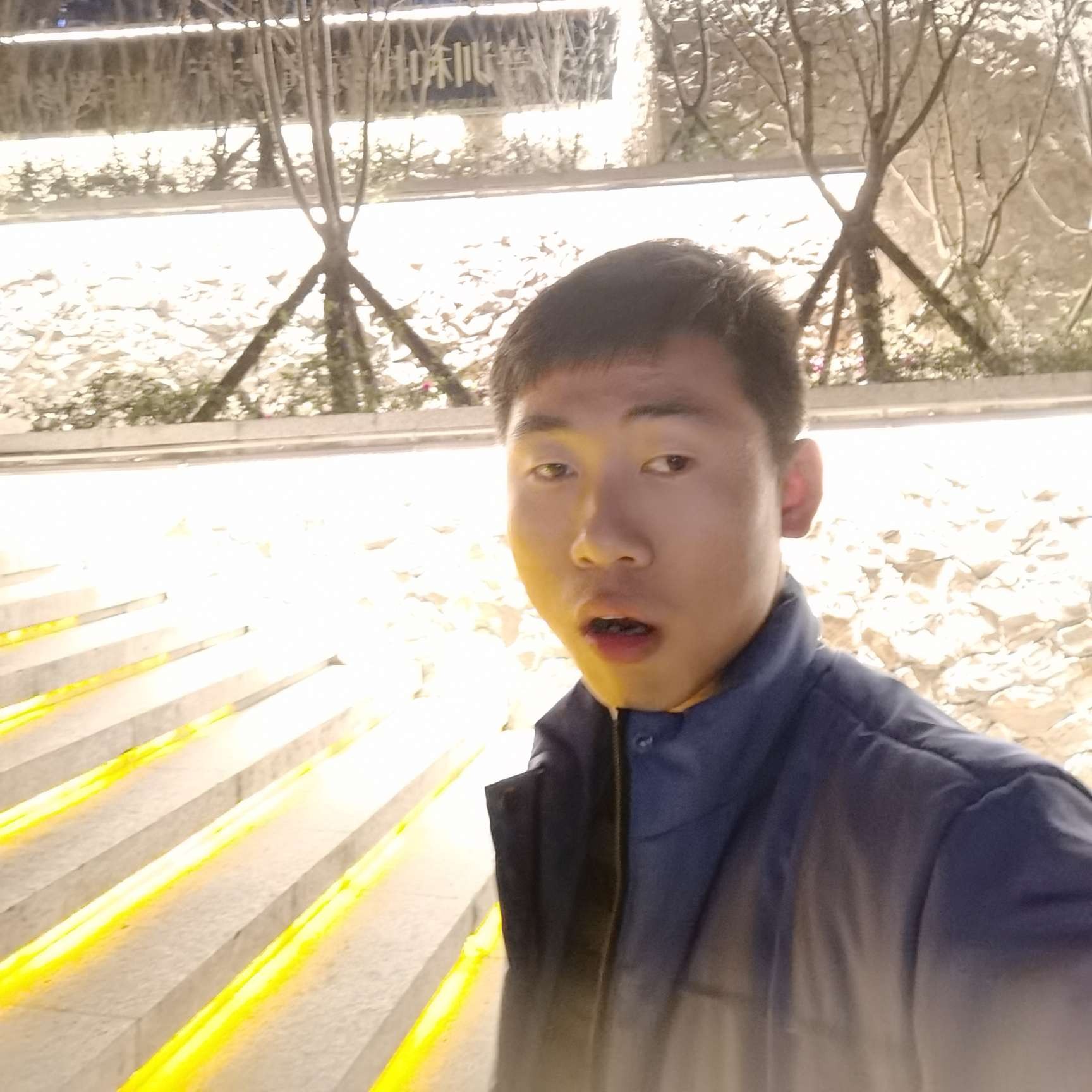 今朝天子的照片