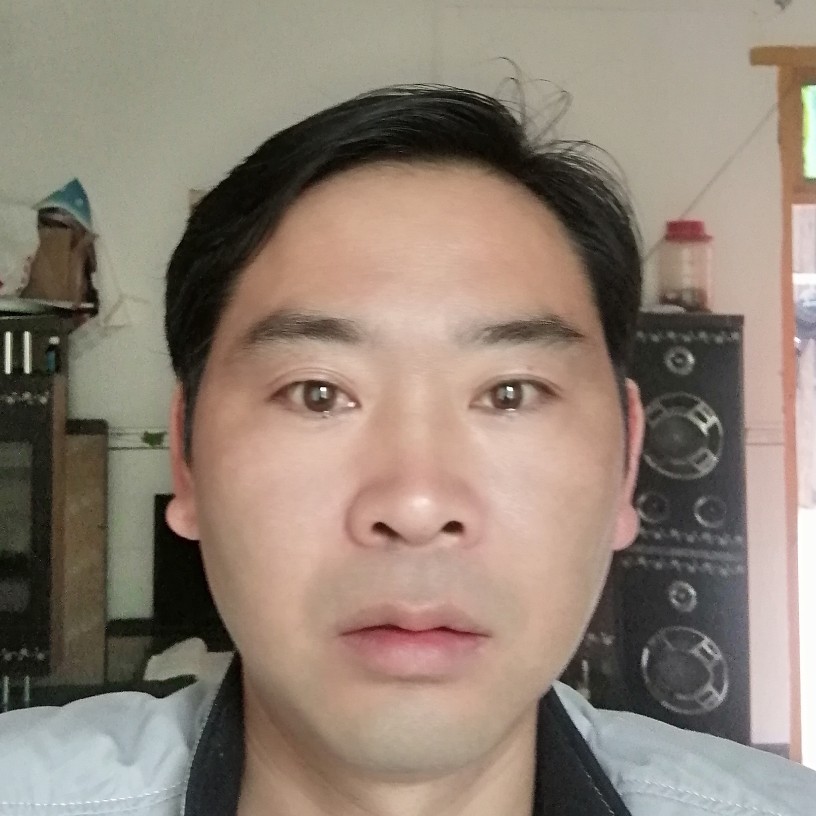 瘦瘦吃醋春天的照片
