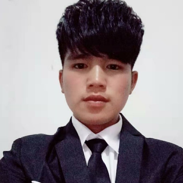 莫两殇月的照片