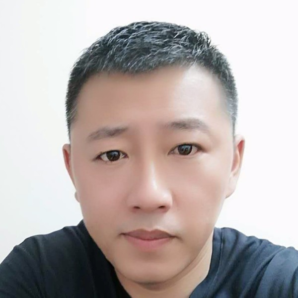 无垠就小蜜蜂的照片