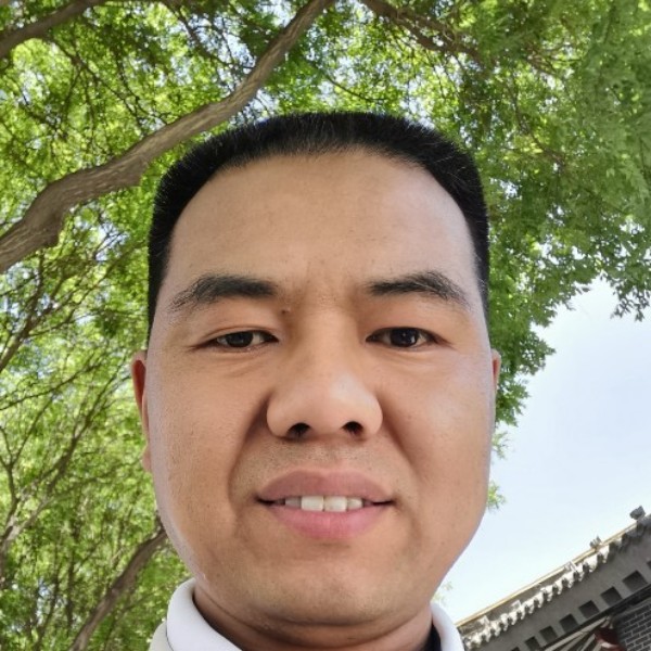 清瘦的雨的照片