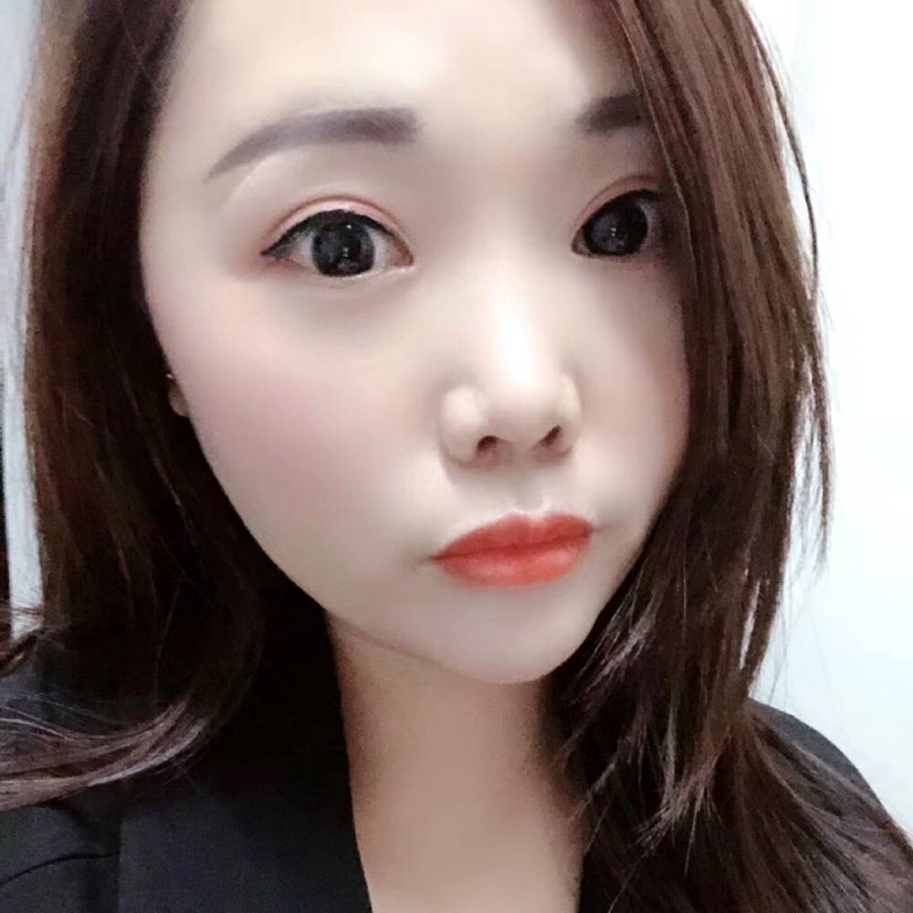 雪黛的照片