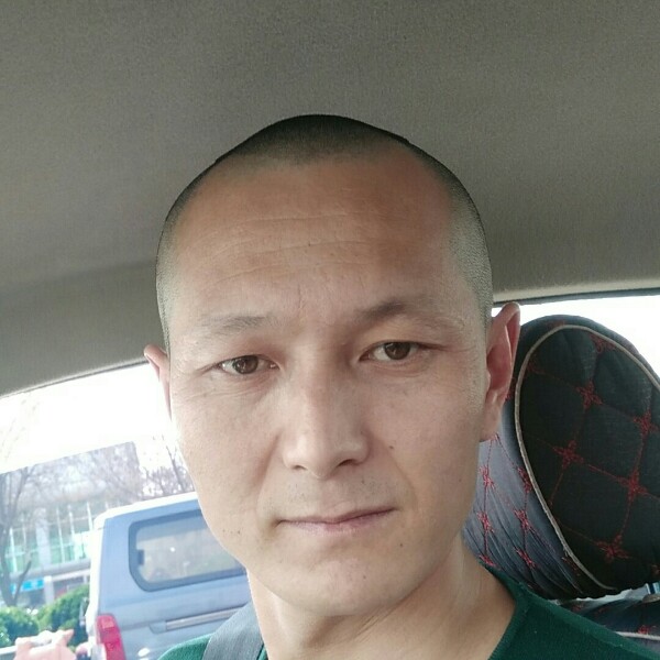 单身艺人走世界的照片