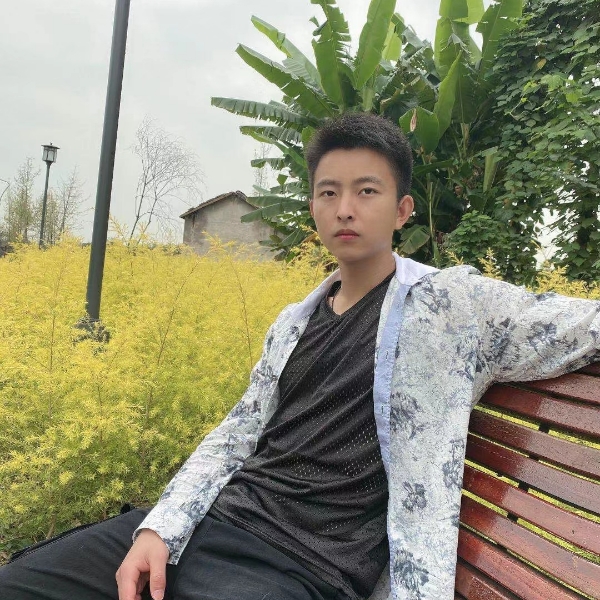 小土豆愿彼年的照片
