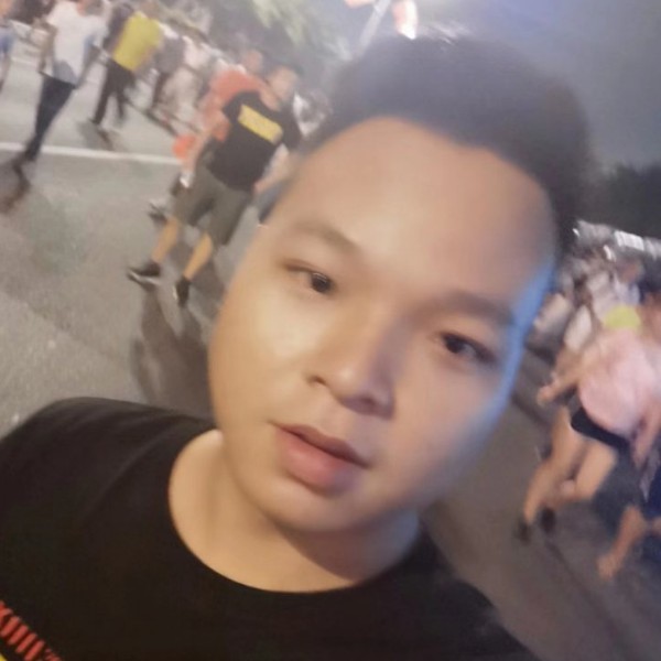 旋舞虚空的照片