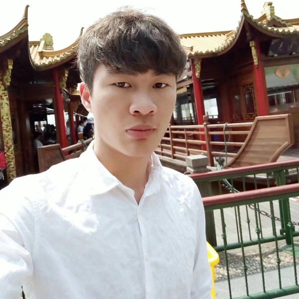 哰龚的照片
