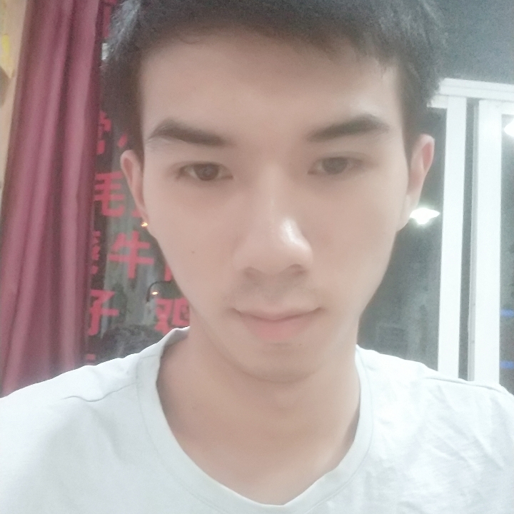 南枫~的照片