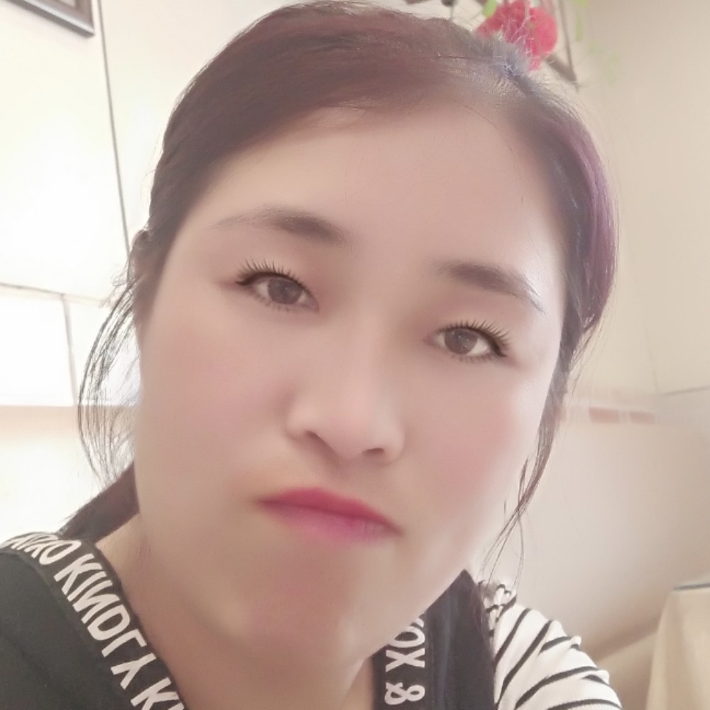 伊人浅笑醉倾城的照片