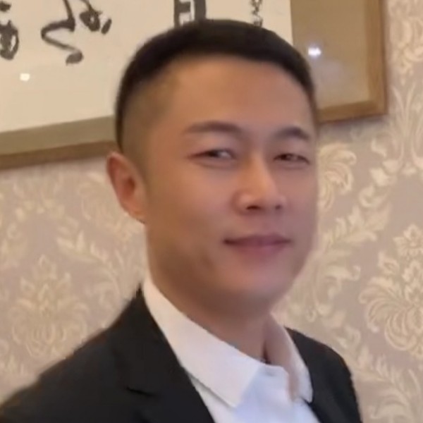 孤独友人的照片