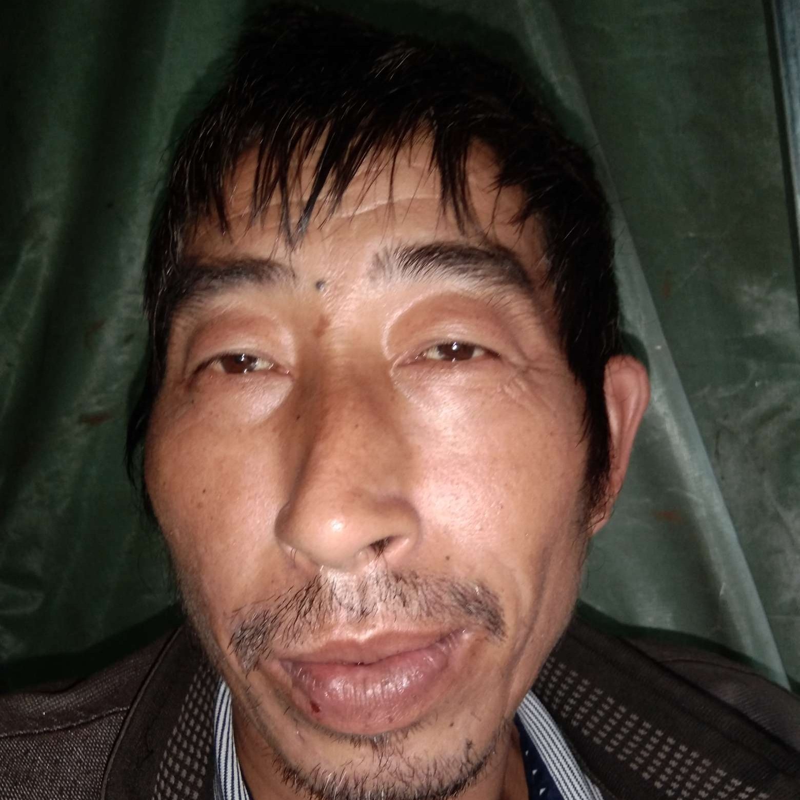 胡世彬的照片