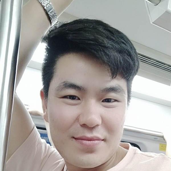 刚坐车的照片