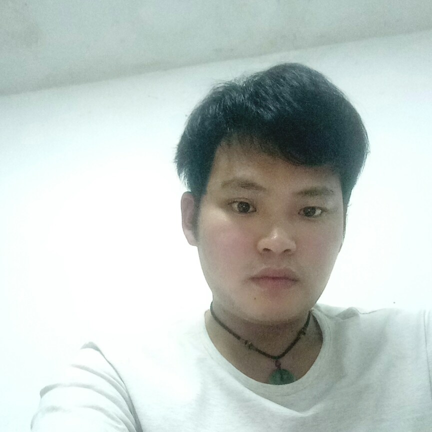 现实闻帆布鞋的照片