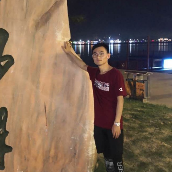 五彩缘分的照片
