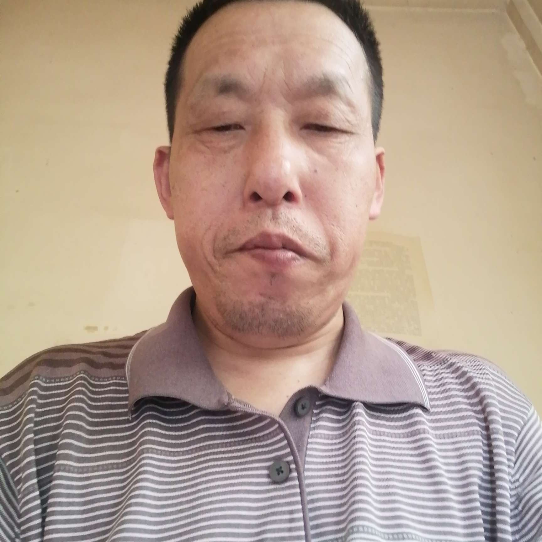 合适眼睛502的照片