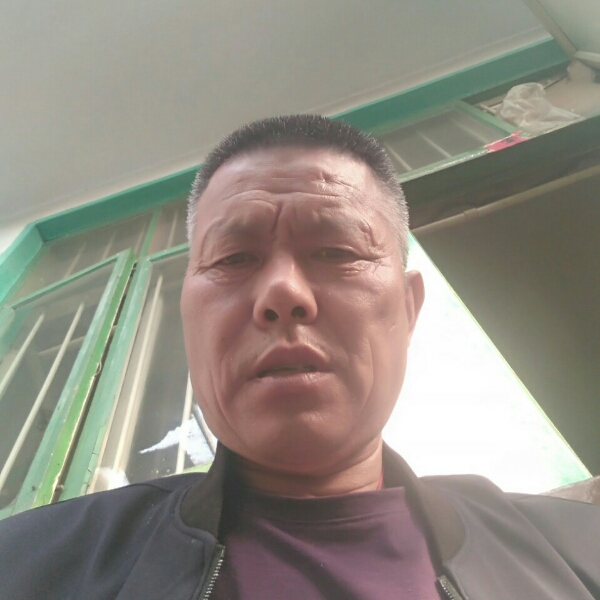 岳玄的照片