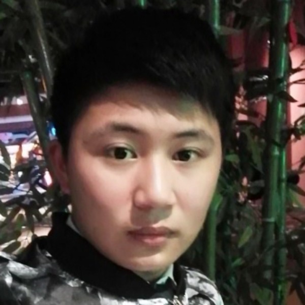 S H的照片