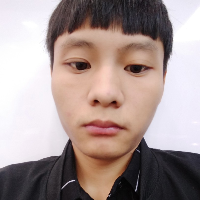 鞋垫迎复杂的照片
