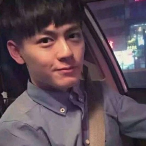 小微到你家做客。的照片