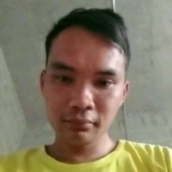 明媚扯浮光的照片