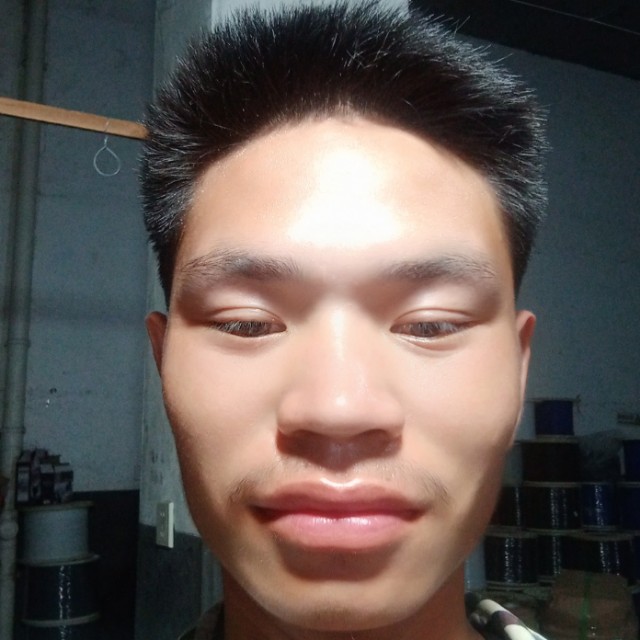尾C的照片