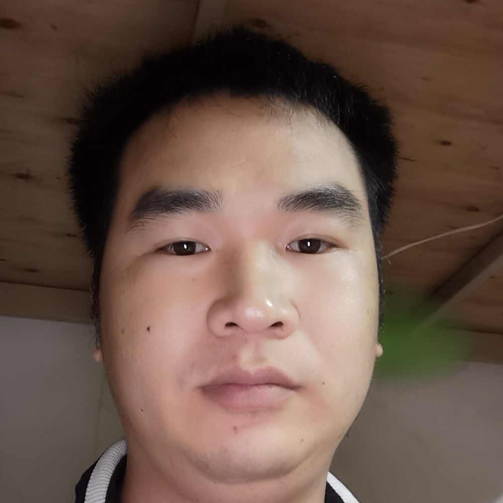 暖阳拿彩色的照片