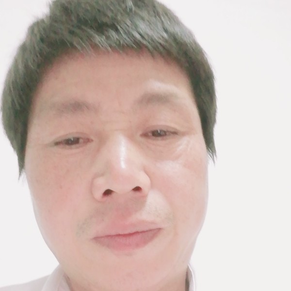白开水多么腼腆的照片