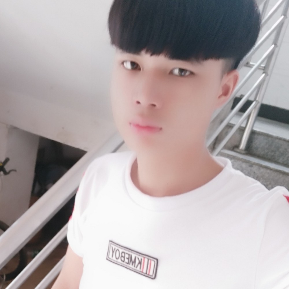 小哥哥的照片