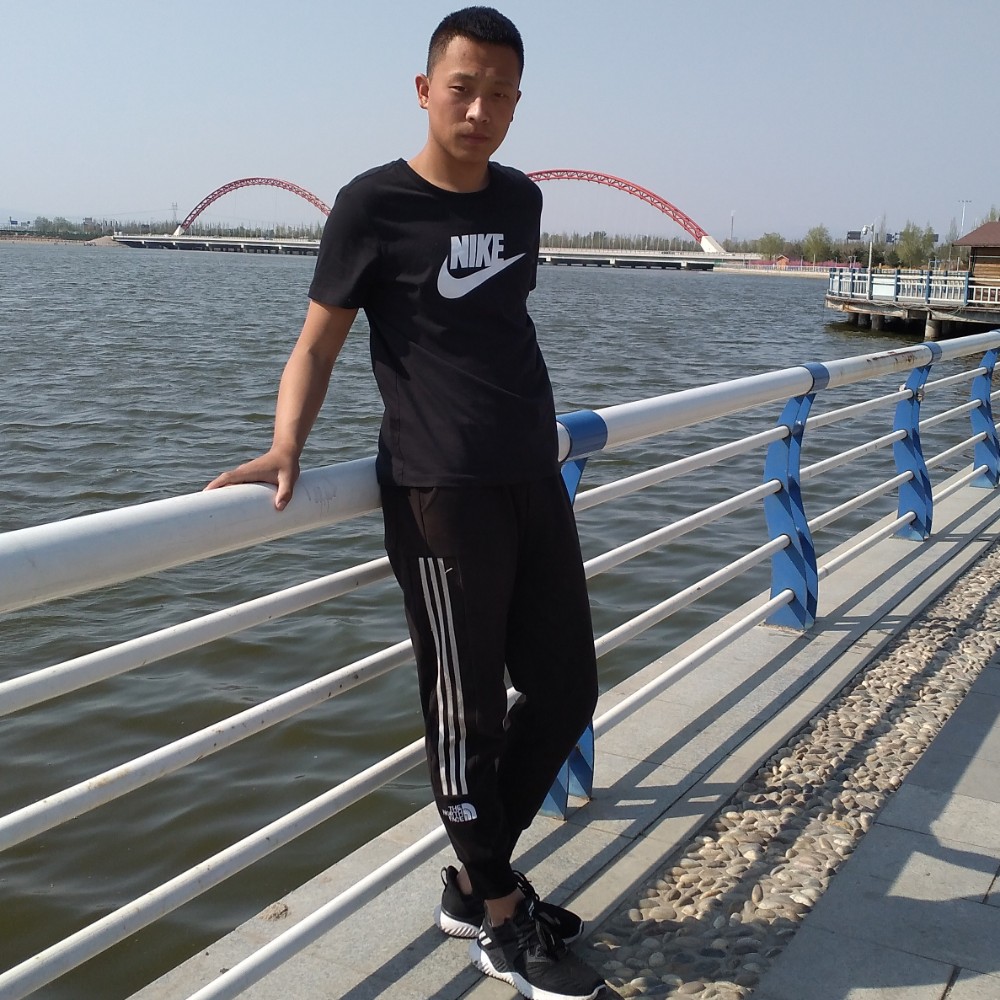 山水文艺的照片