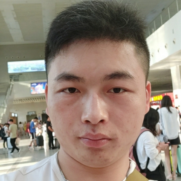 风中铃铛的照片