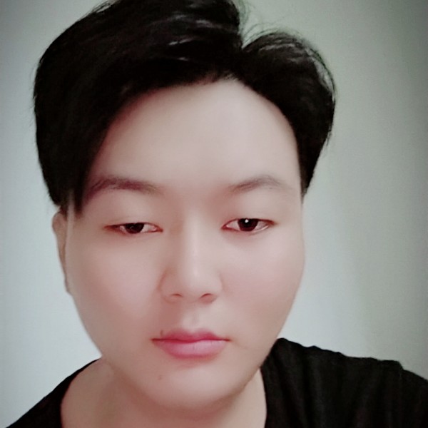 唯心者的照片