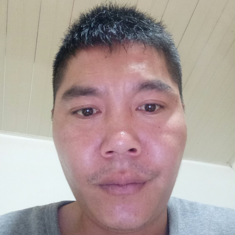 严绍淞的照片