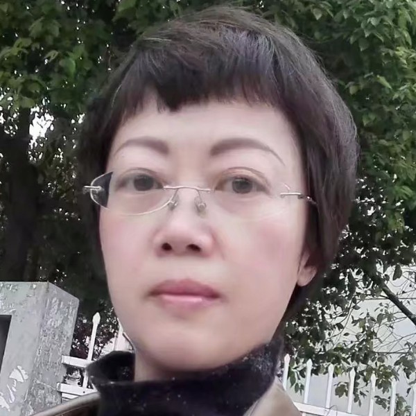 跳跃哑铃的照片