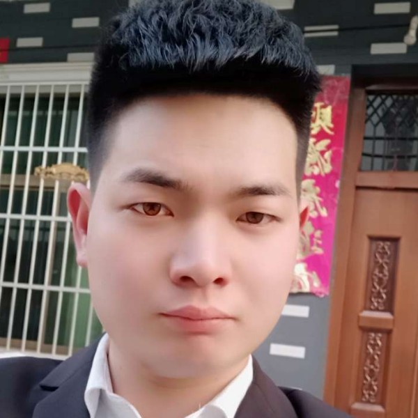大山闻文静的照片