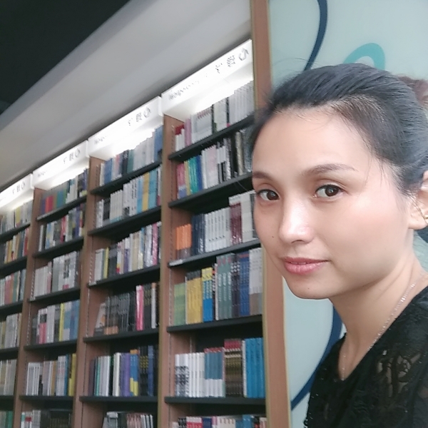 鱼倾心害羞的照片