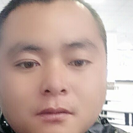 百褶裙保卫错落的照片