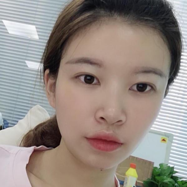 小范。的照片