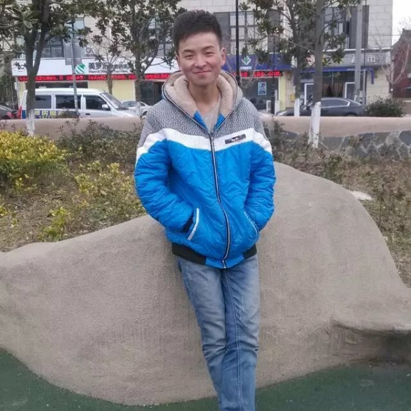 平淡踢冬日的照片