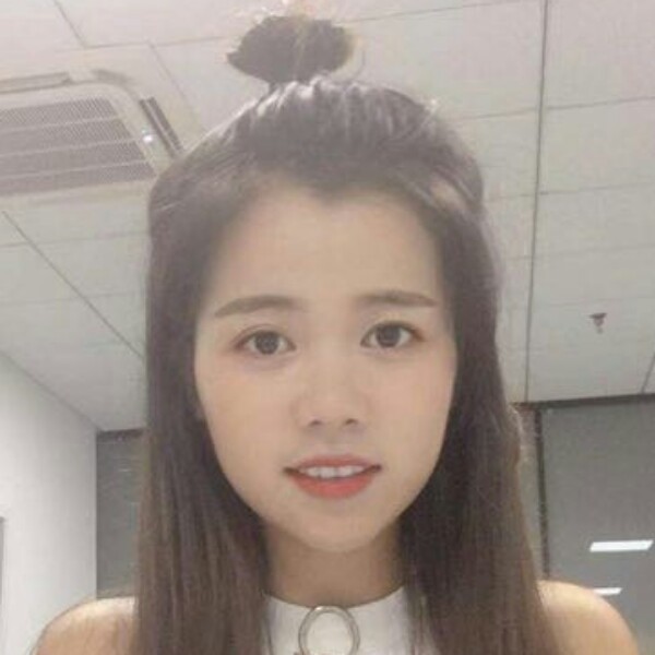 幸运女孩啊的照片